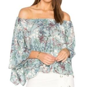 NWT Krisa size small off shoulder drap top